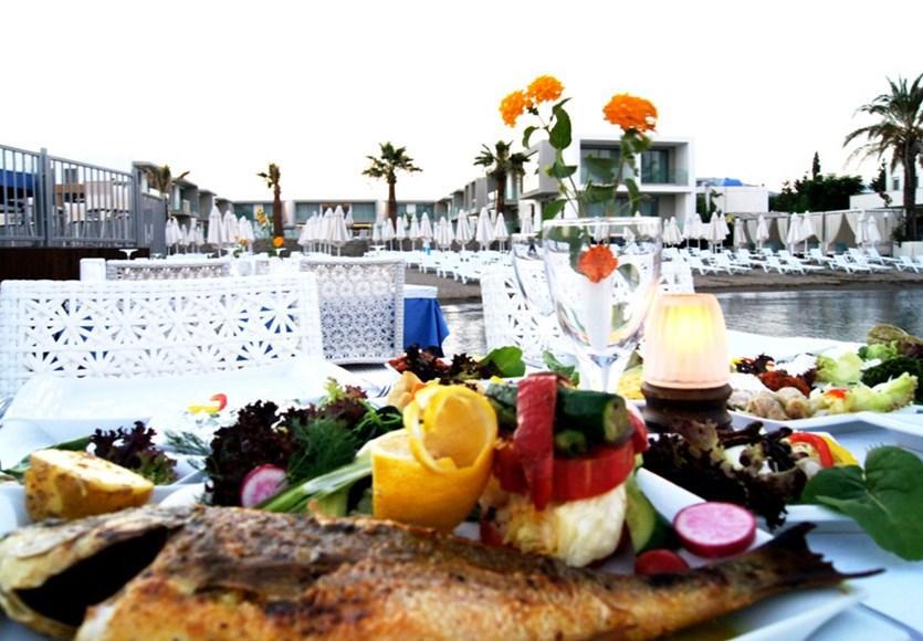 Lugga Boutique Hotel & Beach Ortakent Exterior photo