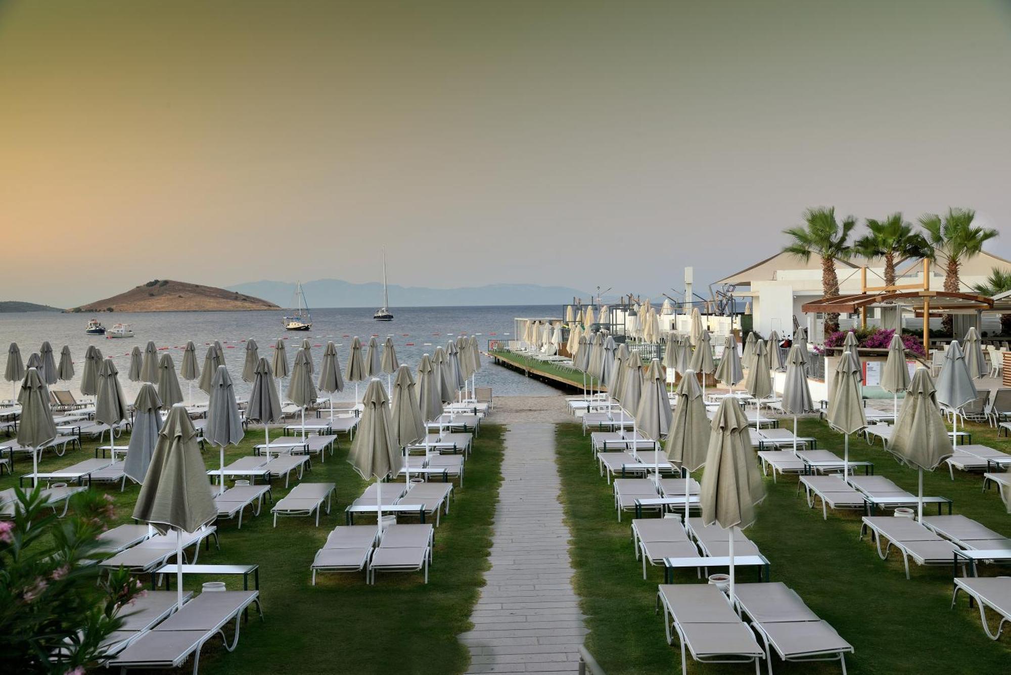 Lugga Boutique Hotel & Beach Ortakent Exterior photo